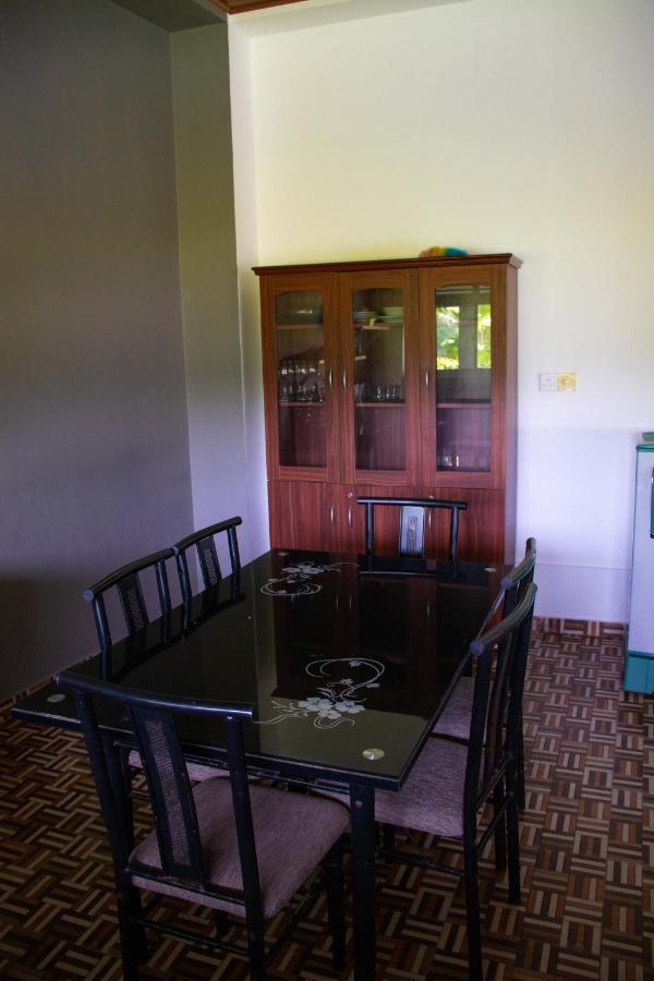 Sri Villa Rest Хикадува Екстериор снимка