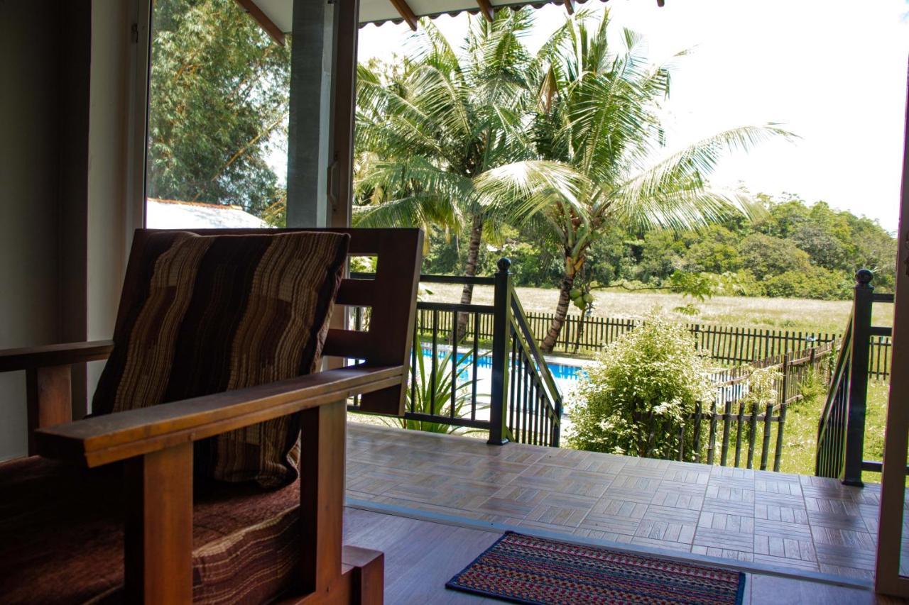 Sri Villa Rest Хикадува Екстериор снимка