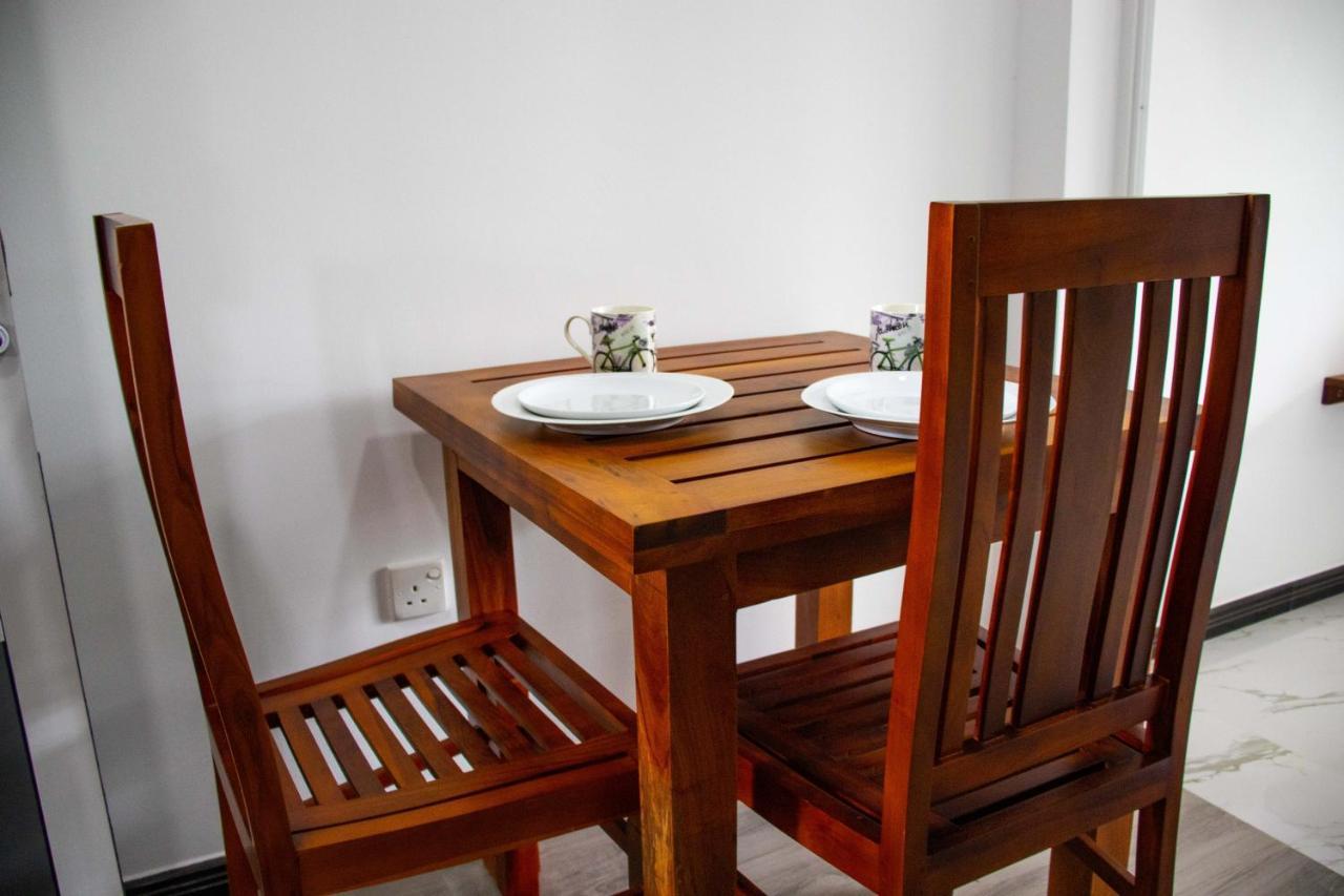 Sri Villa Rest Хикадува Екстериор снимка